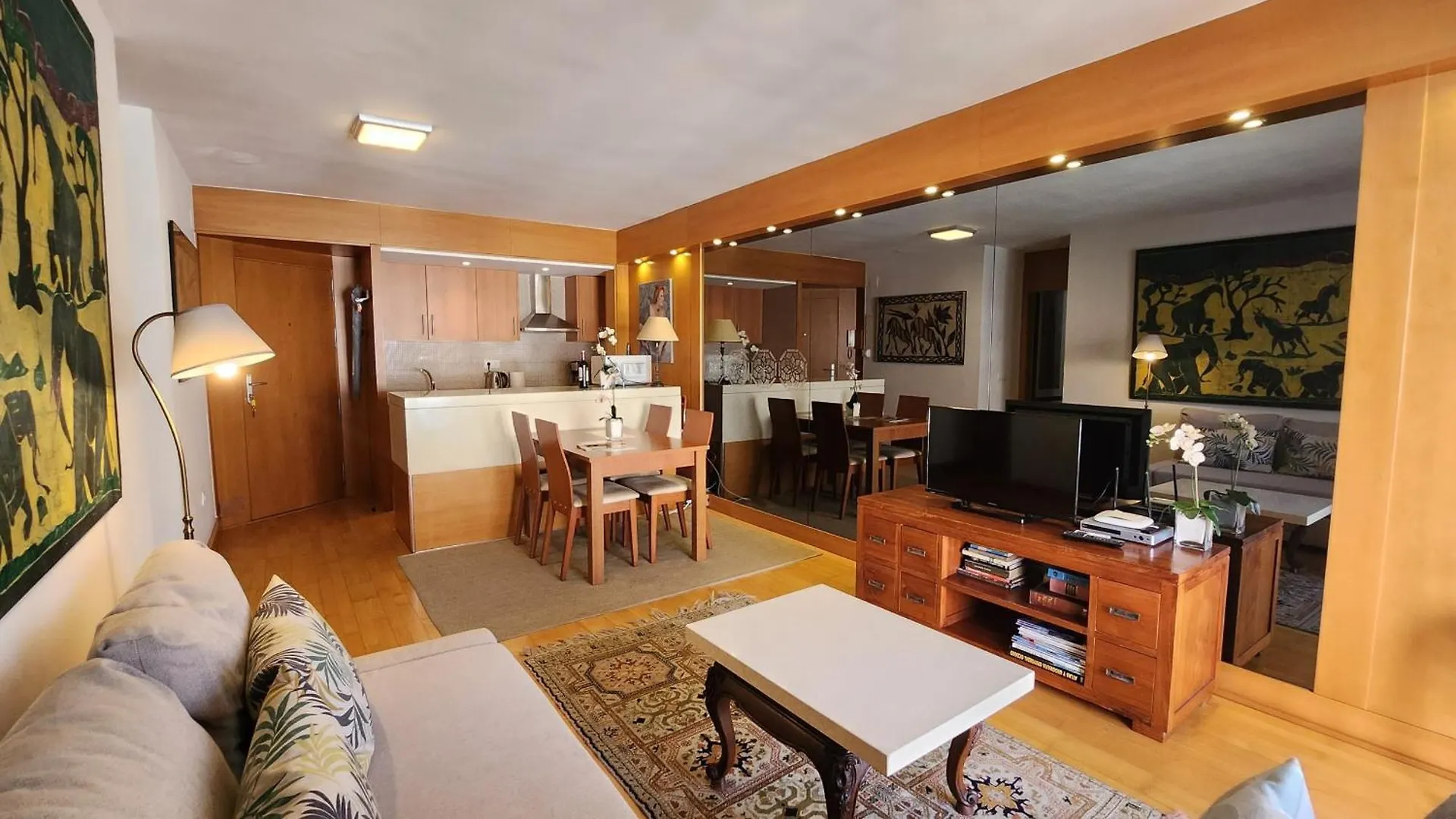 R1357 Balcon De Europa Apartment Nerja